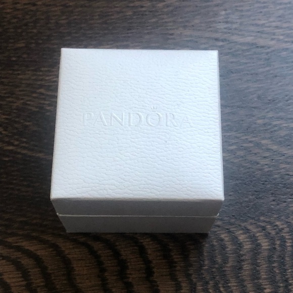 Silver Pandora bracelet - Picture 6 of 8